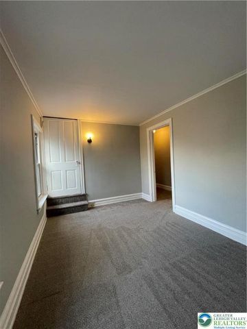 2064 Grape Street, Allentown City, PA 18104