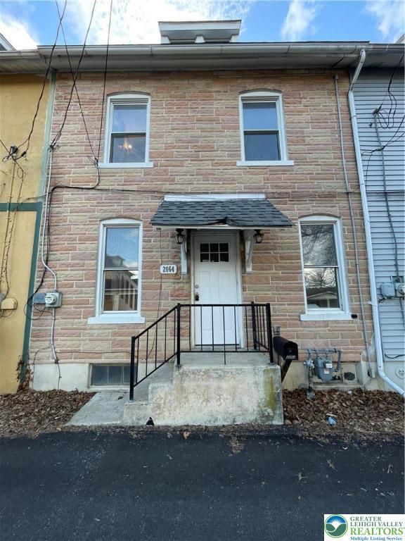 2064 Grape Street, Allentown City, PA 18104