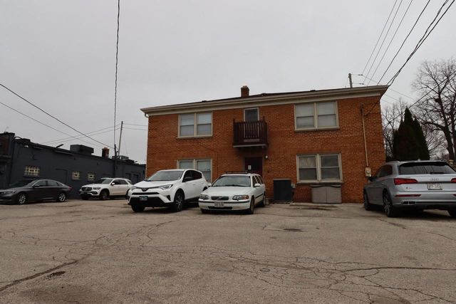2312 N 71st STREET, Wauwatosa, WI 53213