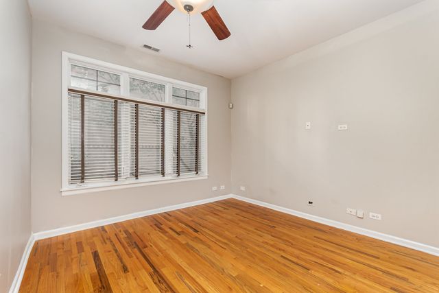 1022 Alexander Lane, Oak Park, IL 60302