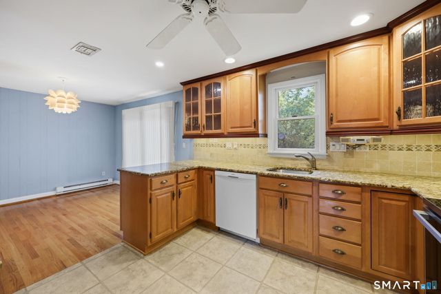 3 Yellow Pine Circle, Middletown, CT 06457