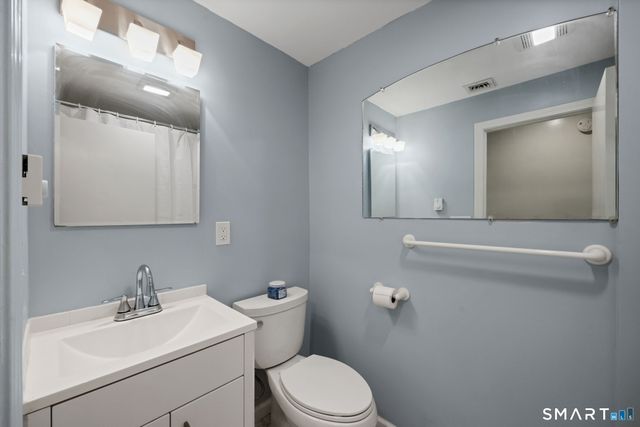 3 Yellow Pine Circle, Middletown, CT 06457