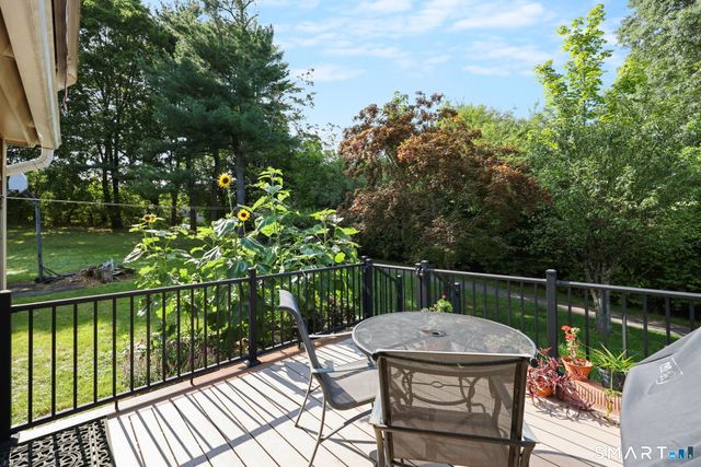 3 Yellow Pine Circle, Middletown, CT 06457