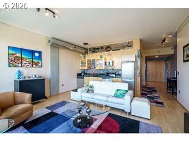 333 Nw 9TH Ave 1011, Portland, OR 97209