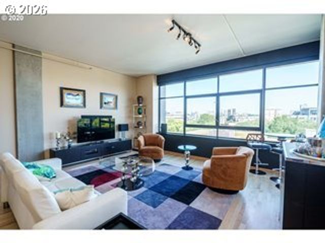 333 Nw 9TH Ave 1011, Portland, OR 97209