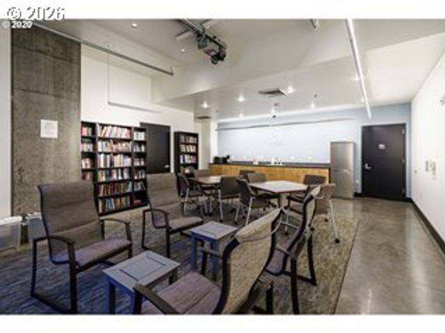 333 Nw 9TH Ave 1011, Portland, OR 97209
