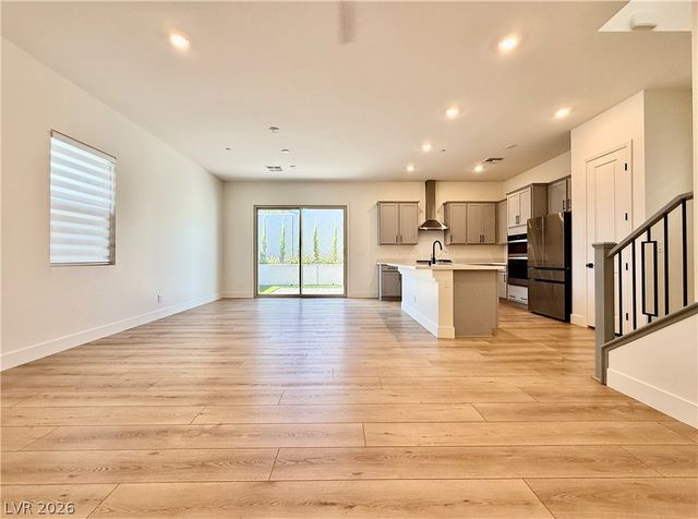 11837 Pied Harrier Avenue, Las Vegas, NV 89138