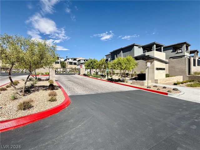 11837 Pied Harrier Avenue, Las Vegas, NV 89138