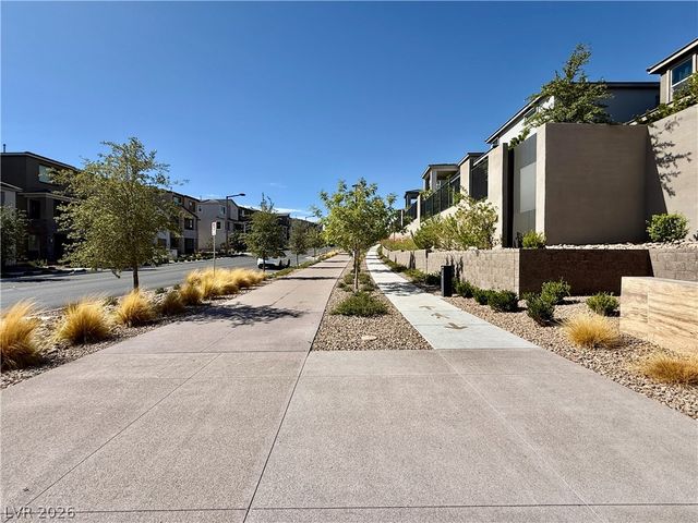 11837 Pied Harrier Avenue, Las Vegas, NV 89138