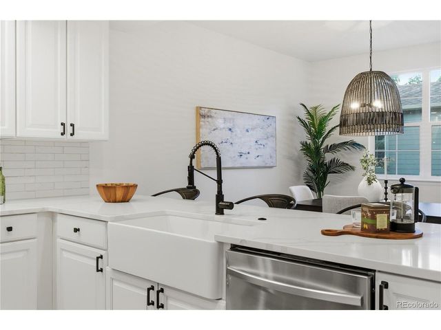 12837 W Burgundy Pl, Littleton, CO 80127