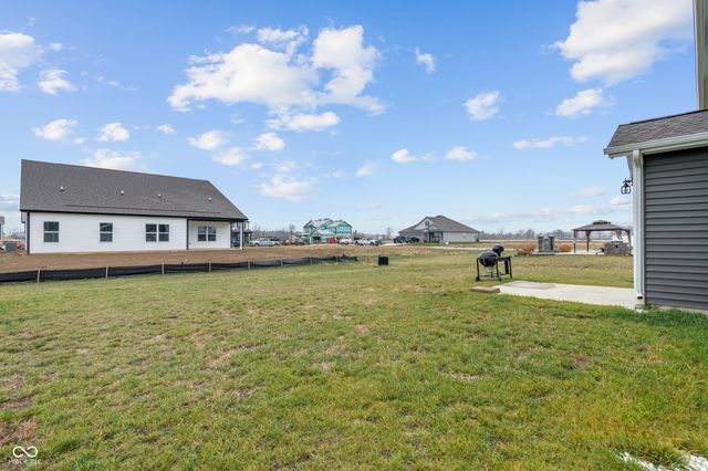 2556 Redding Drive, Whitestown, IN 46075