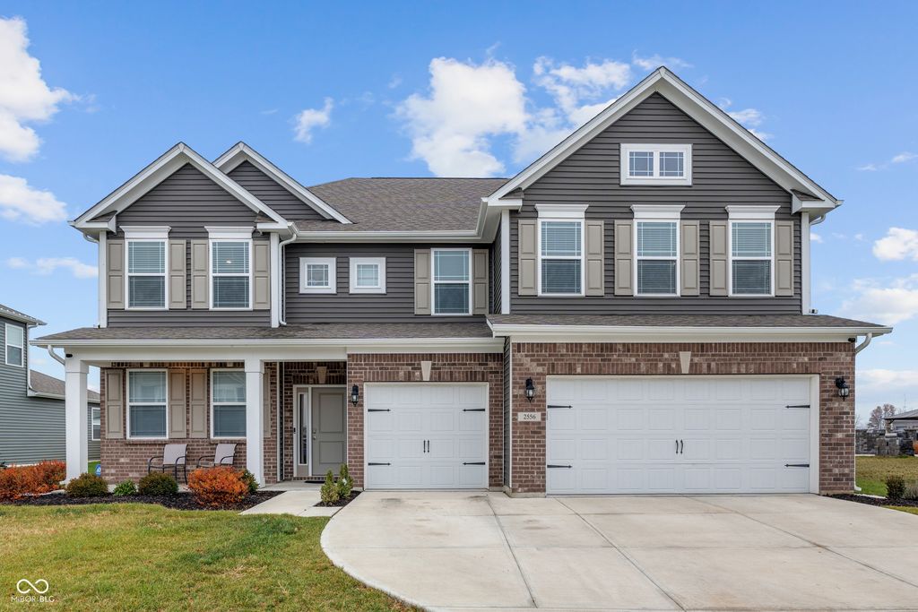 2556 Redding Drive, Whitestown, IN 46075