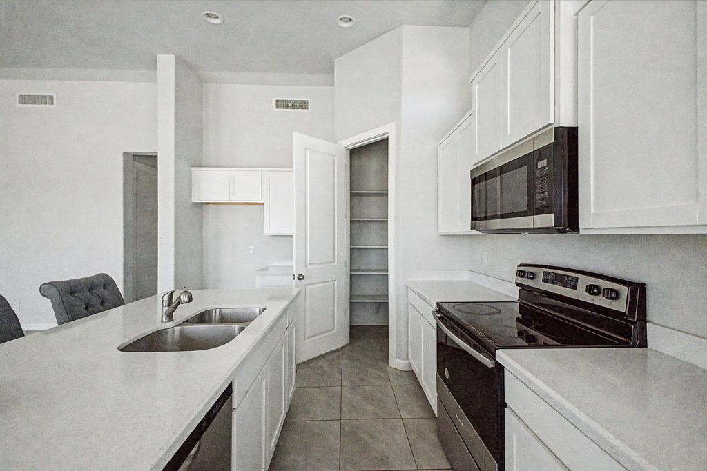 13316 S 190th Avenue, Buckeye, AZ 85326