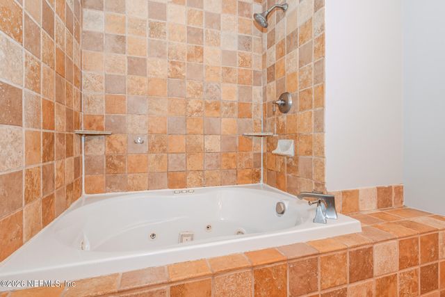 1077 KINGS Road, Neptune Beach, FL 32266