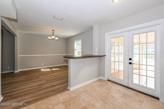 1077 KINGS Road, Neptune Beach, FL 32266