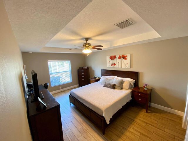 501 SW Fifer Avenue, Port St. Lucie, FL 34953