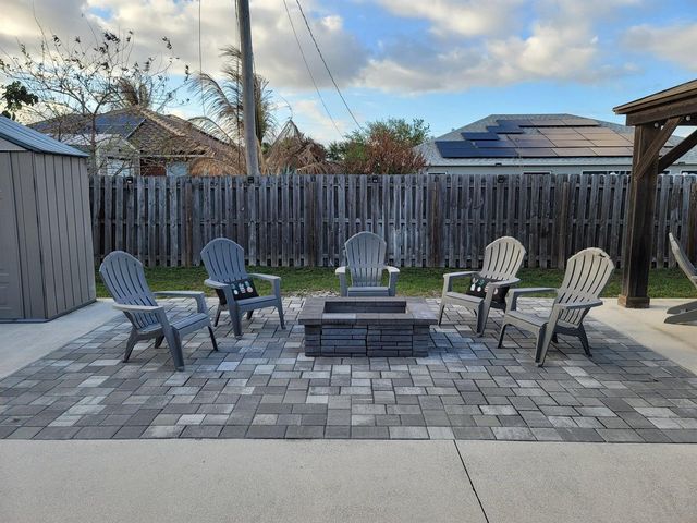 501 SW Fifer Avenue, Port St. Lucie, FL 34953