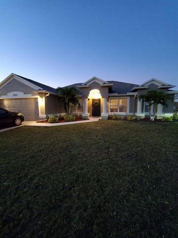 501 SW Fifer Avenue, Port St. Lucie, FL 34953