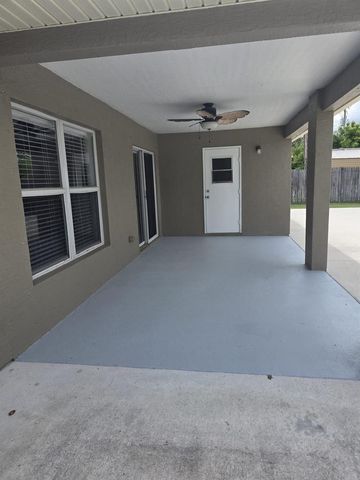 501 SW Fifer Avenue, Port St. Lucie, FL 34953