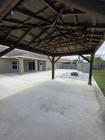 501 SW Fifer Avenue, Port St. Lucie, FL 34953