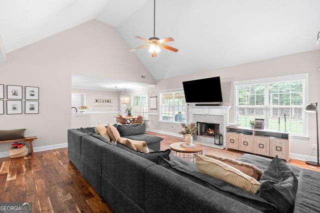 235 Creekside Circle, Hampton, GA 30228