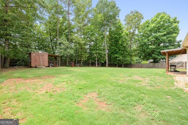 235 Creekside Circle, Hampton, GA 30228