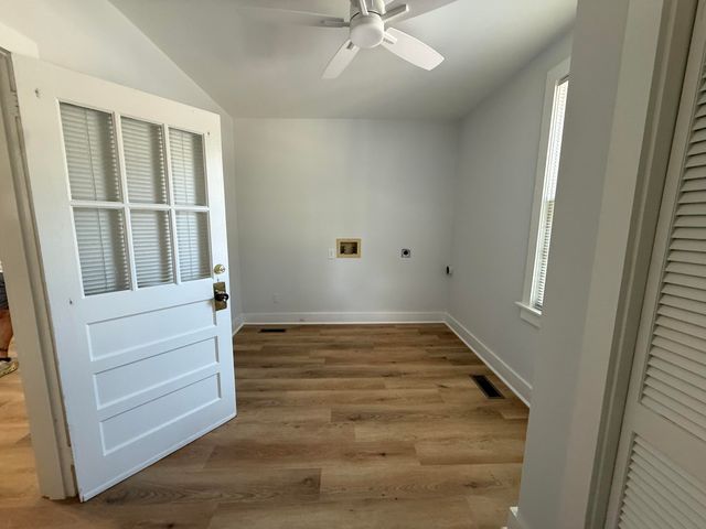 4524 S Rhett Avenue, North Charleston, SC 29405