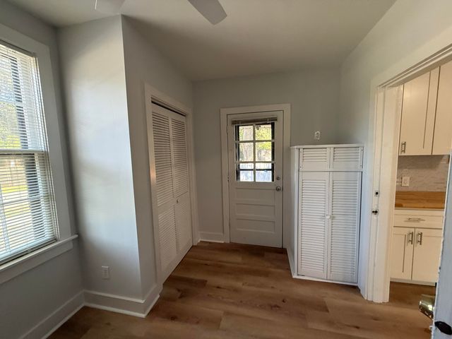4524 S Rhett Avenue, North Charleston, SC 29405