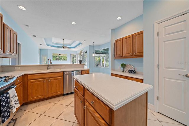 6619 PINEFEATHER COURT, Bradenton, FL 34203