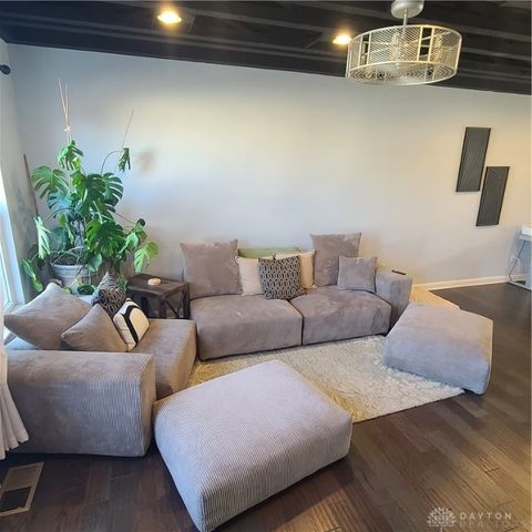 522 E 2nd Street, Dayton, OH 45402