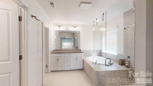 111 Lantern Acres Drive, Mooresville, NC 28115