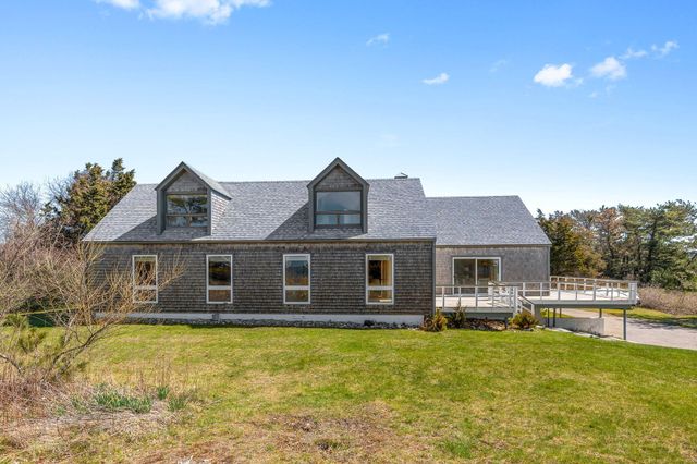 169 Penzance Road, Woods Hole, MA 02543