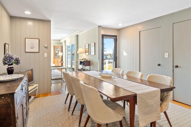 169 Penzance Road, Woods Hole, MA 02543