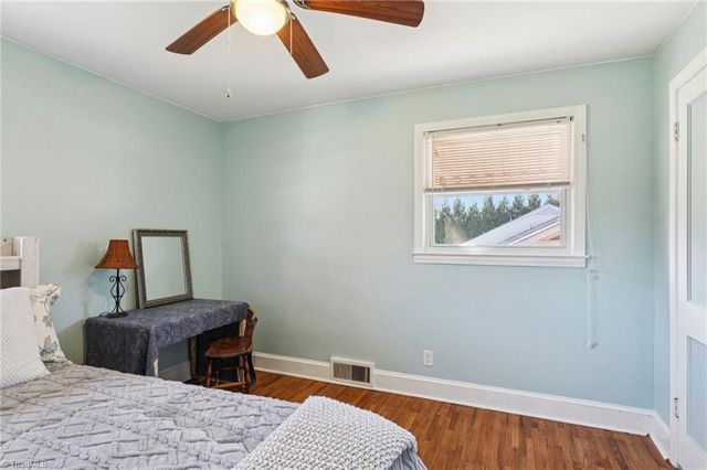 3934 Yarbrough Avenue, Winston-salem, NC 27106