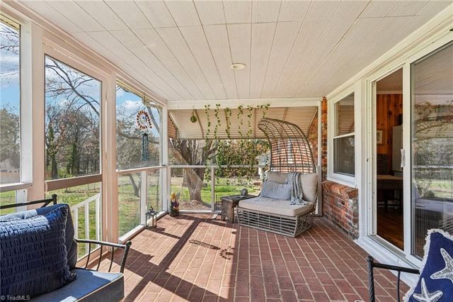 3934 Yarbrough Avenue, Winston-salem, NC 27106