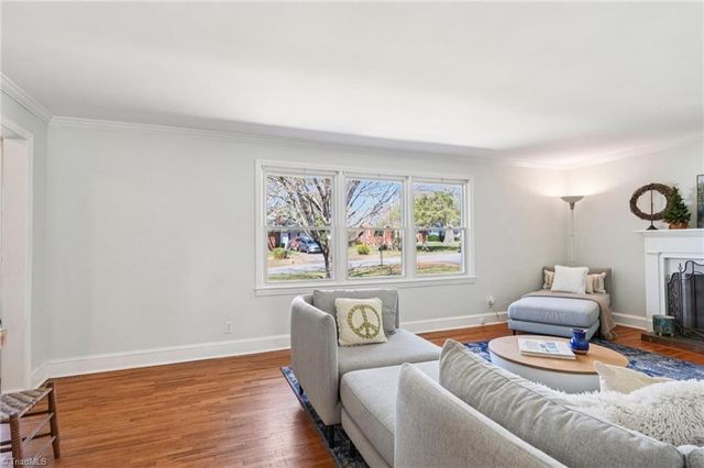 3934 Yarbrough Avenue, Winston-salem, NC 27106