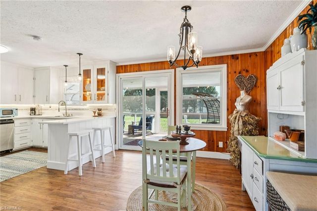 3934 Yarbrough Avenue, Winston-salem, NC 27106