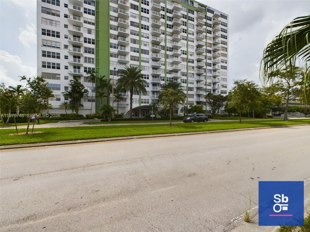 2100 Sans Souci Blvd A707, North Miami, FL 33181