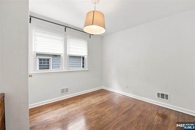 43 Linden Terrace, Leonia, NJ 07605