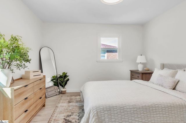 2020 Bolt Drive, Anderson, SC 29621