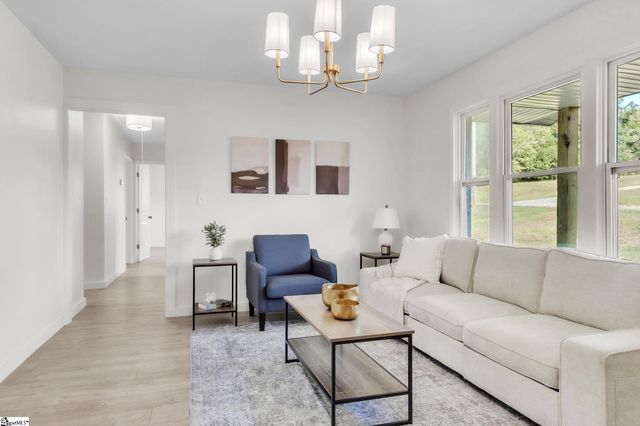 2020 Bolt Drive, Anderson, SC 29621