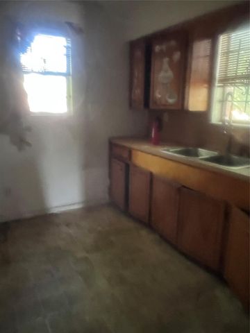 3419 Dennis Street, Houston, TX 77004