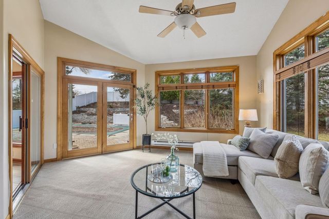 9118 Victoria Drive, Eden Prairie, MN 55347