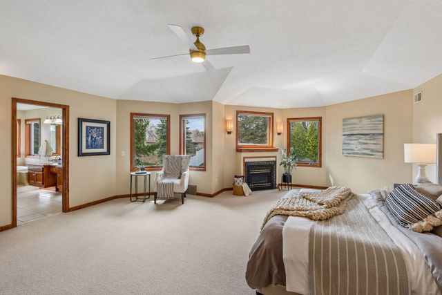 9118 Victoria Drive, Eden Prairie, MN 55347