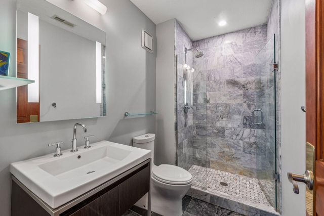 9118 Victoria Drive, Eden Prairie, MN 55347