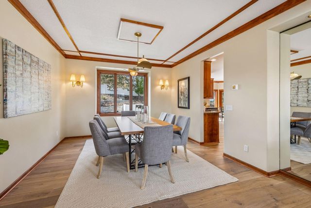 9118 Victoria Drive, Eden Prairie, MN 55347