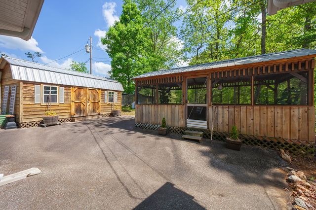 455 Madison Cir, Parsons, TN 38363