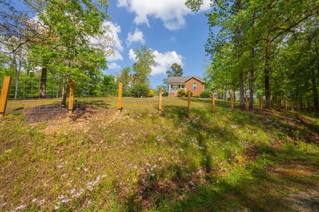 455 Madison Cir, Parsons, TN 38363