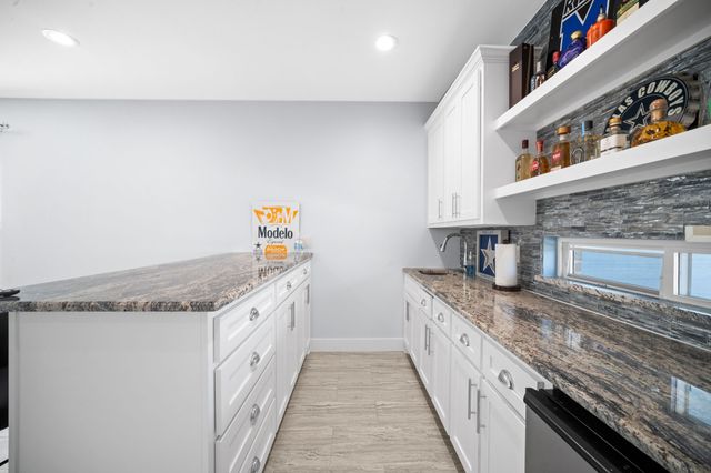 10405 Singleton Road, Maypearl, TX 76064