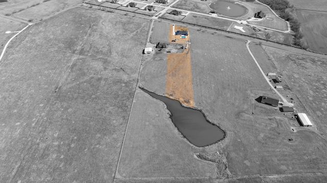 10405 Singleton Road, Maypearl, TX 76064